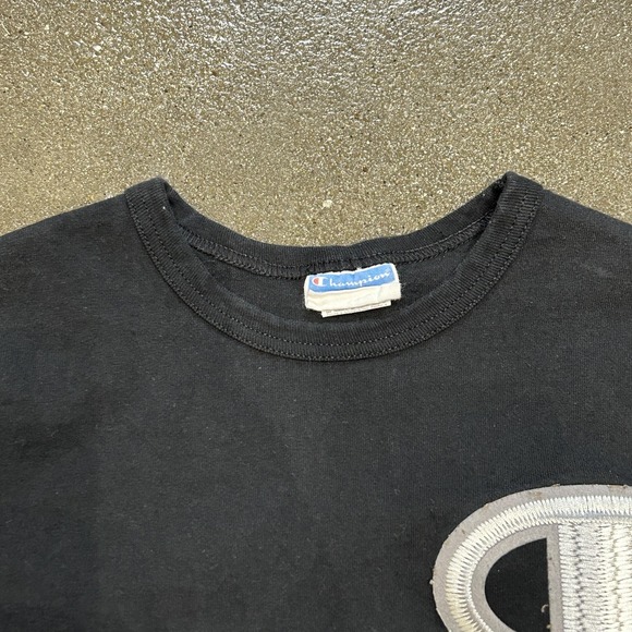 Champion Shirt Mens Small Black Big C Logo Chenille Patch Tee Athletic Crewneck - Picture 2 of 6